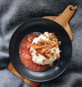 ST_tropez_piatto_fondo_nero_lava_4_food