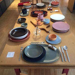 2-ST-TROPEZ-SOTTOPIATTO-AZZURRO-POLVERE-3-500
